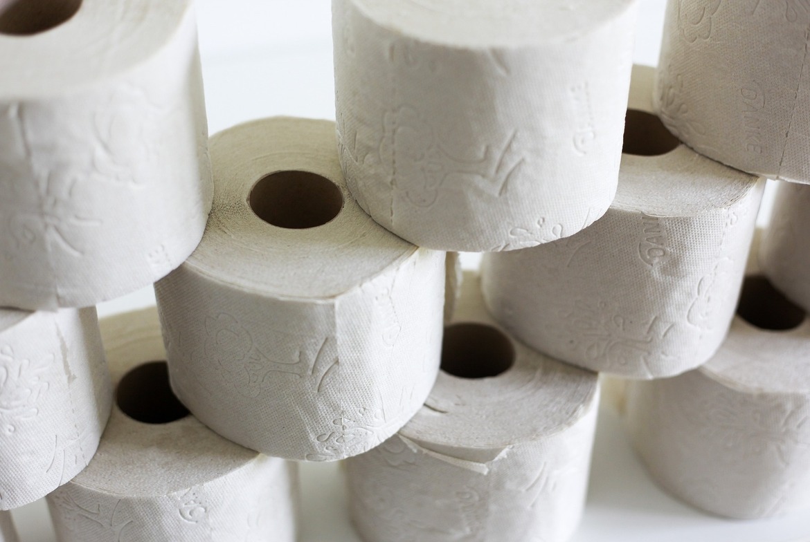 toilet-paper-4956707-1920